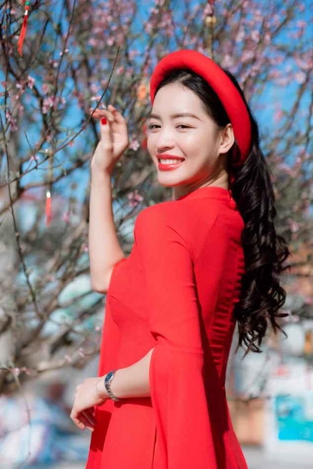 Nữ sinh điện ảnh xinh đẹp bên tà áo dài cách tân ngày Tết ảnh 7