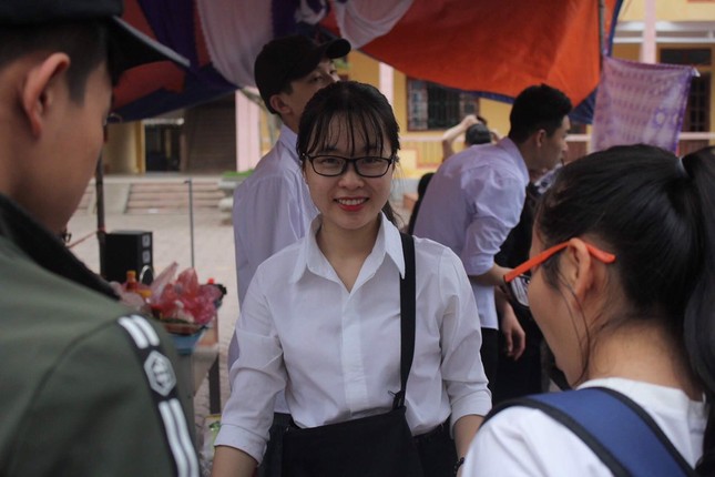 Cô sinh viên trường Y và 24h chiến đấu trong tâm dịch Hải Dương ảnh 15