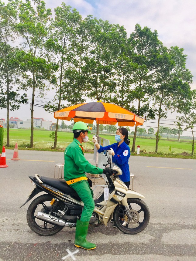 Cô sinh viên trường Y và 24h chiến đấu trong tâm dịch Hải Dương ảnh 5