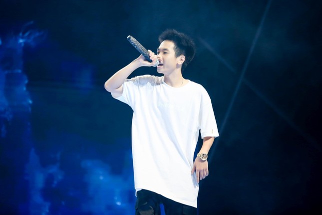 “Nội chiến siêu anh hùng”, RichChoi - Pháo thăng hoa trên sân khấu "King of Rap" ảnh 11