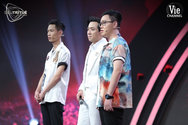 Loạt thử thách không tưởng nào khiến 2 “sao” mạnh mẽ Tóc Tiên, Trấn Thành nổi da gà? ảnh 8