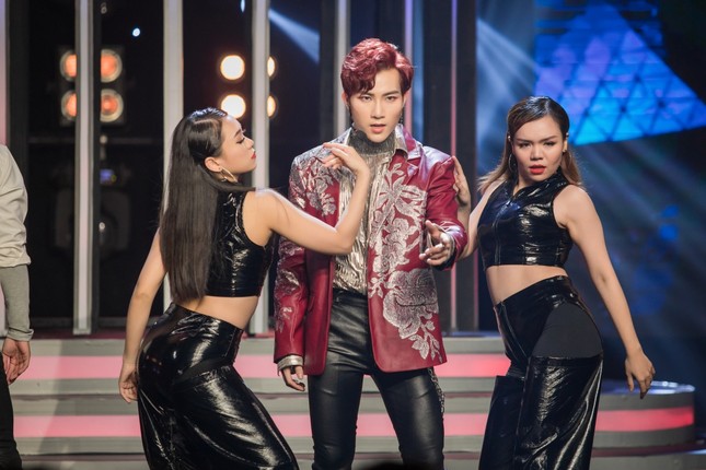 Hòa Minzy “comeback” khoe giọng đỉnh cao cùng Lynk Lee ảnh 9