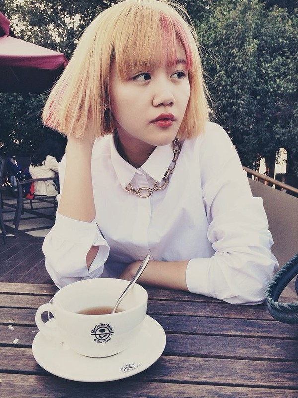 “Soi” phong cách thời trang của Văn Mai Hương ảnh 3