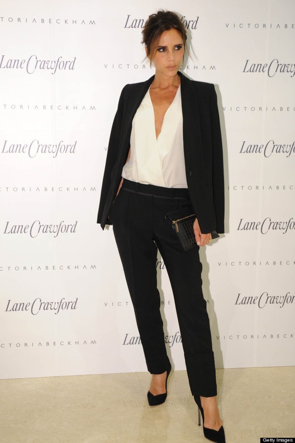 Diện màu đen đẹp như Victoria Beckham ảnh 5