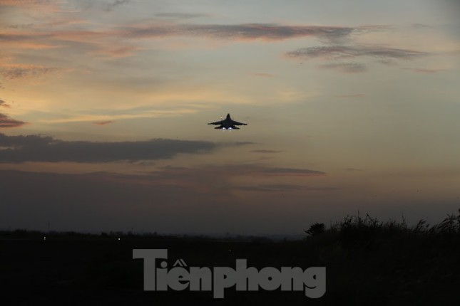 Su-30MK2 – Những 'thiên binh' canh trời - giữ biển ảnh 11