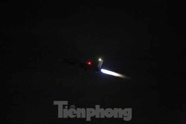 Su-30MK2 – Những 'thiên binh' canh trời - giữ biển ảnh 12