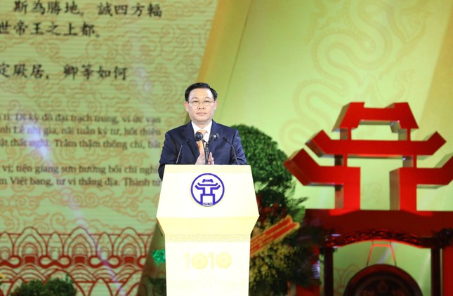 Bí thư Vương Đình Huệ: Thăng Long - Hà Nội bừng sáng, vươn mình với vị thế mới ảnh 3