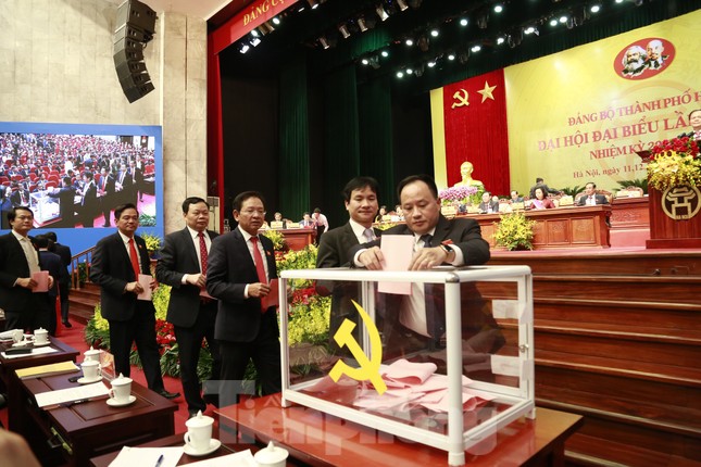 Bầu Ban chấp hành Đảng bộ thành phố Hà Nội khóa XVII ảnh 5