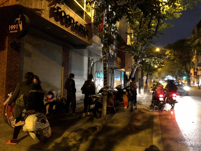 Tháo gỡ, vận chuyển thành công quả bom 340 kg ở phố Cửa Bắc ảnh 5