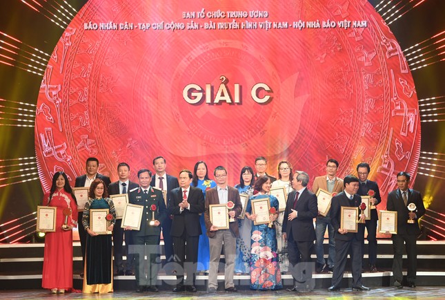 Báo Tiền Phong đạt 2 giải C Búa liềm vàng 2020 ảnh 4