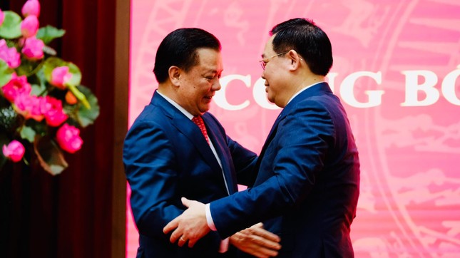 Tân Bí thư Hà Nội Đinh Tiến Dũng hứa gì khi nhận nhiệm vụ? ảnh 3