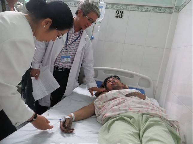 Vụ cháy chung cư: 'Tỉnh dậy mới biết mình mất cả gia đình' ảnh 2