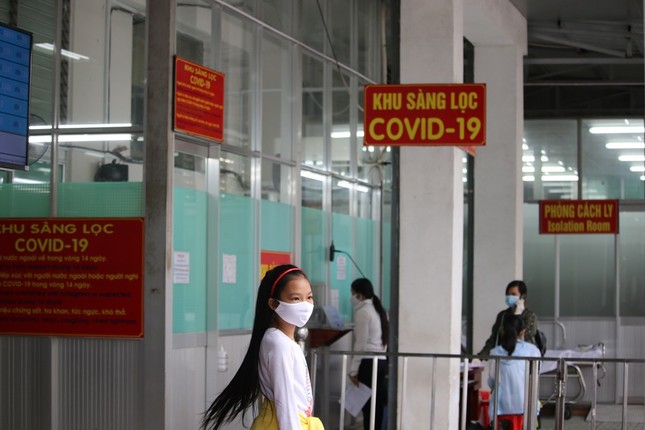 Phát hiện bệnh nhân mắc COVID-19 ở Thủ Đức, Bệnh viện Chợ Rẫy phải xét nghiệm 23 nhân viên ảnh 2