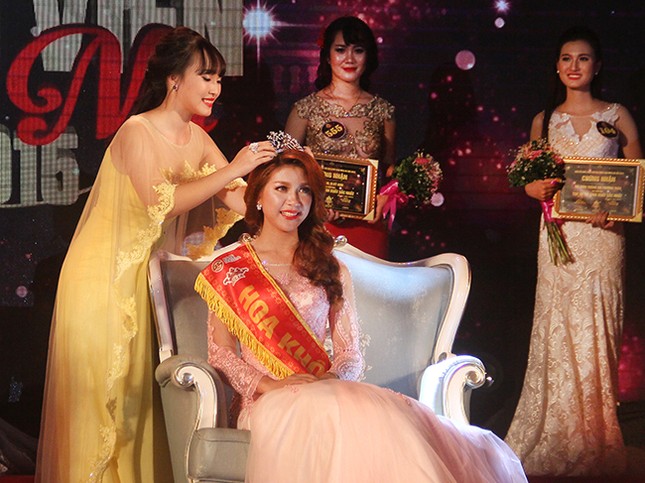 Lộ diện nhan sắc Hoa khôi Sinh viên Hà Nội 2015 ảnh 3