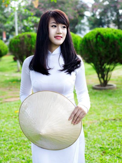 Nữ sinh 9x xinh đẹp thu nhập 30 triệu đồng/tháng ảnh 1