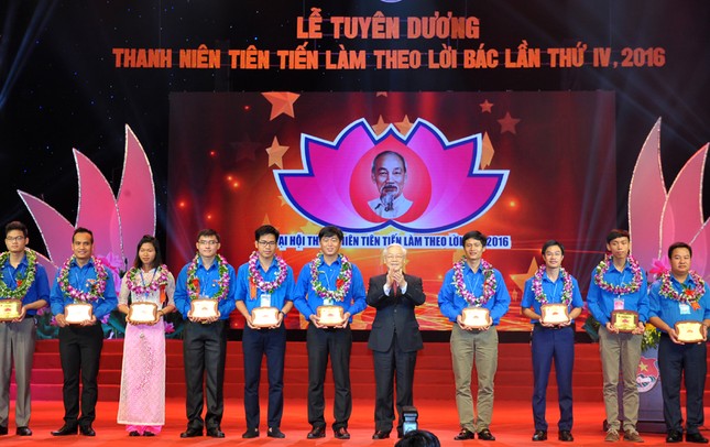 10 sự kiện, hoạt động công tác Đoàn và phong trào TTN tiêu biểu năm 2016 ảnh 3