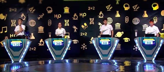 Mong 'các bạn nhẹ tay', 10X giành vé thi quý Đường lên đỉnh Olympia ảnh 2