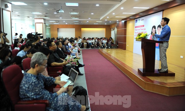 Bình đẳng giới để mọi người xích lại gần nhau, không phải thành 'chiến binh' ảnh 1