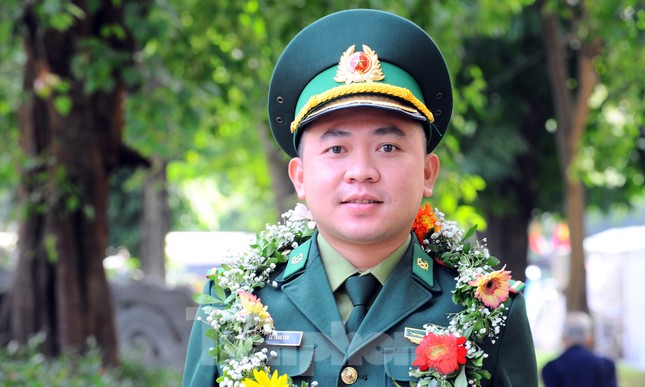 Chân dung 10 cá nhân nhận Giải thưởng Tình nguyện Quốc gia 2020 ảnh 11