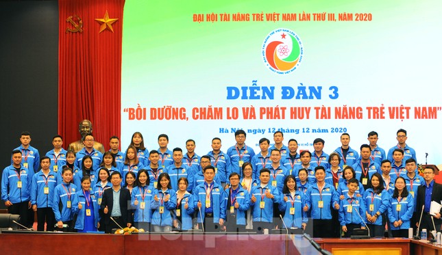 Phá bỏ rào cản tâm lý 'tuổi nhỏ làm việc nhỏ' và giao việc khó việc mới cho người trẻ ảnh 6