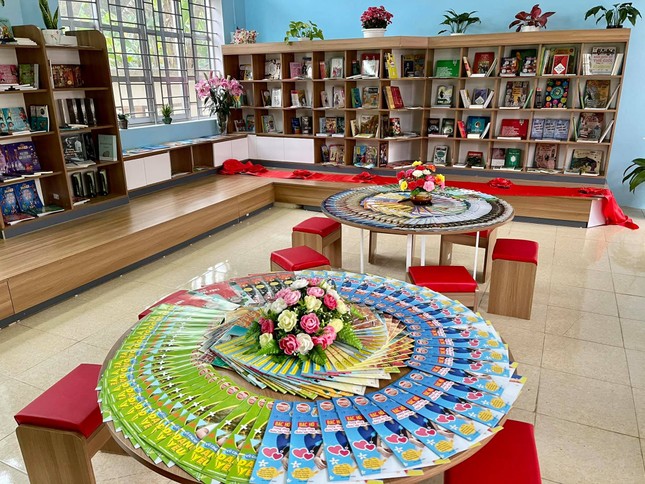 Thư viện sáng tạo gieo niềm vui, thắp tri thức cho học sinh miền núi ảnh 1