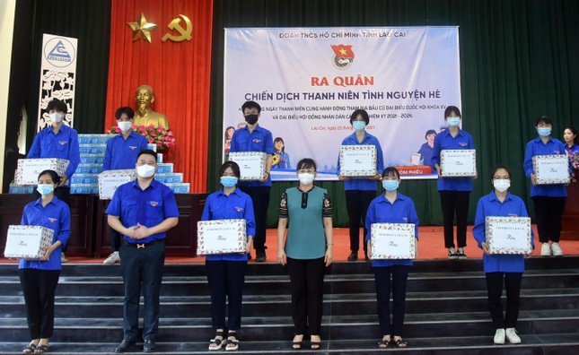 Tuổi trẻ Lào Cai ra quân tình nguyện Hè 2021, hưởng ứng ngày hội bầu cử ảnh 2