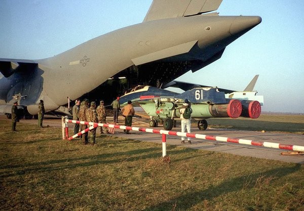 Vì sao Mỹ mua tiêm kích MiG-29 Liên Xô? ảnh 2