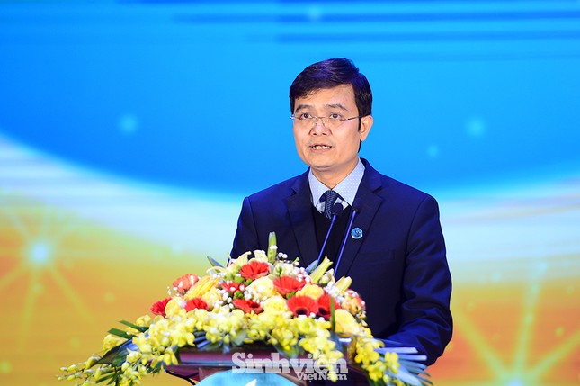 Tuyên dương 198 cá nhân và 24 tập thể “Sinh viên 5 tốt” cấp T.Ư ảnh 4