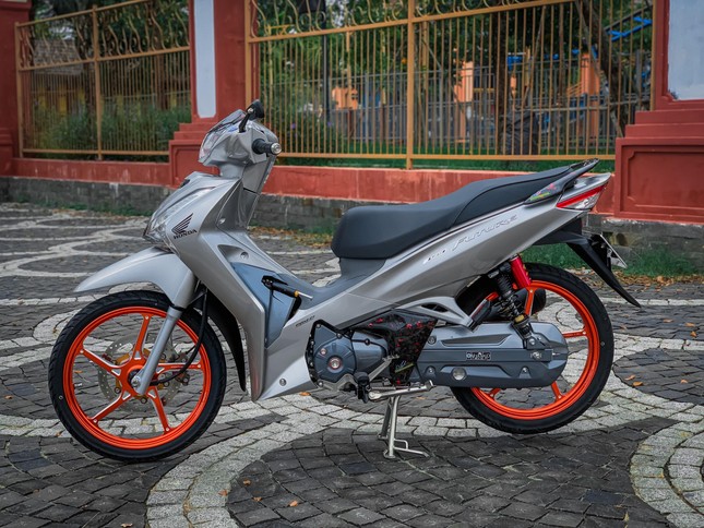 Honda Future 125 gắn loạt đồ chơi 'xịn' tại Đà Nẵng ảnh 1