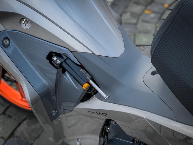 Honda Future 125 gắn loạt đồ chơi 'xịn' tại Đà Nẵng ảnh 6
