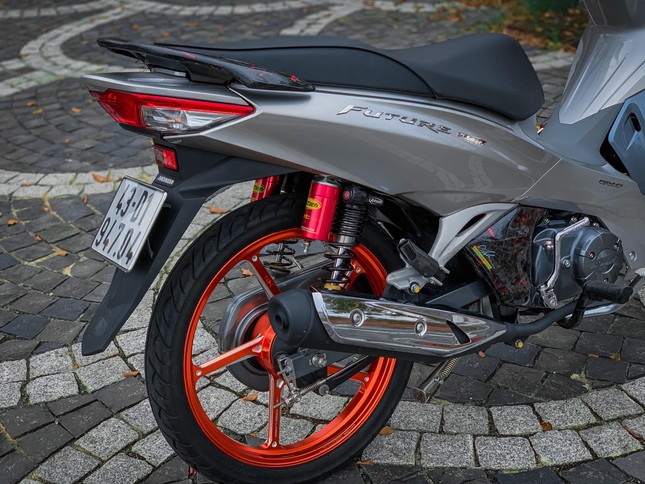 Honda Future 125 gắn loạt đồ chơi 'xịn' tại Đà Nẵng ảnh 4