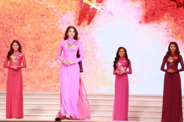 Bật mí trước giờ G đêm chung kết Hoa hậu Hoàn vũ 2015 ảnh 12