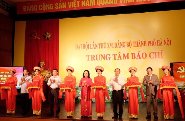 Khai trương Trung tâm báo chí phục vụ Đại hội Đảng bộ Hà Nội ảnh 1