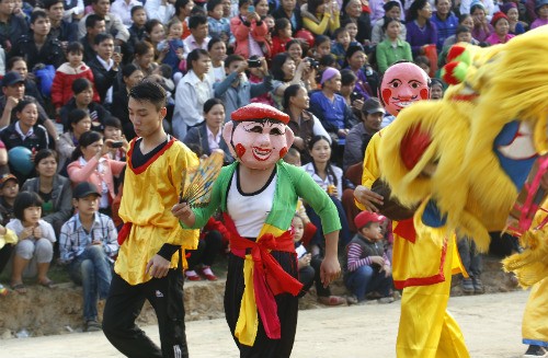 Độc đáo Lễ Hội Lồng Tông ảnh 4