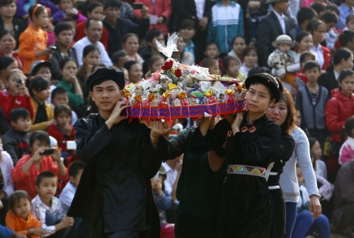 Độc đáo Lễ Hội Lồng Tông ảnh 7