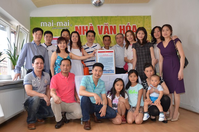 Người Việt tại Đức hướng về biển đảo quê hương ảnh 1