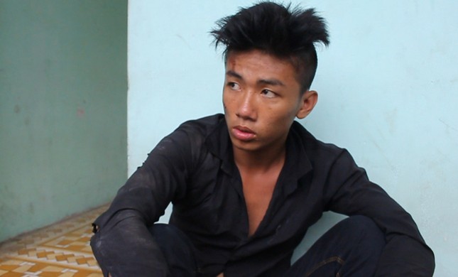 Bắt hai tên cướp giật giỏ xách làm cô gái nguy kịch ảnh 1
