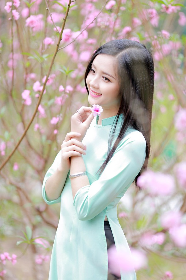 Nữ sinh Việt Nam ấn tượng khoe nụ cười tỏa nắng ảnh 7