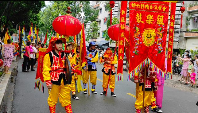 Tết Nguyên tiêu người Hoa ở quận 5 nhận Bằng Di sản văn hóa phi vật thể quốc gia ảnh 16