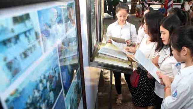 Triển lãm tư liệu và bản đồ Hoàng Sa, Trường Sa của Việt Nam ảnh 6