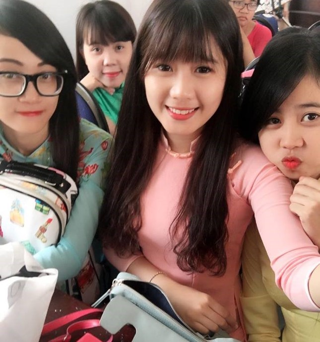 Những cô giáo xinh đẹp đốn tim cộng đồng mạng năm 2016 ảnh 7