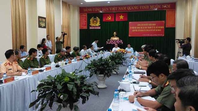 Bí thư Nguyễn Thiện Nhân làm việc với Công an TPHCM ảnh 2