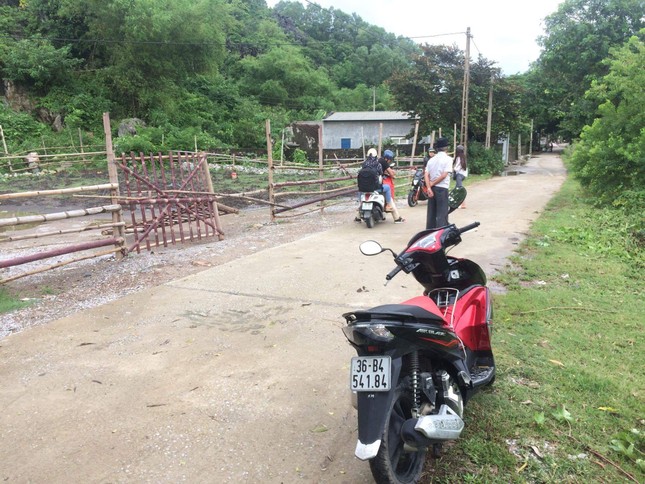 Động Tiên Sơn thuộc khu di tích Hàm Rồng bị dân 'phong tỏa' ảnh 1