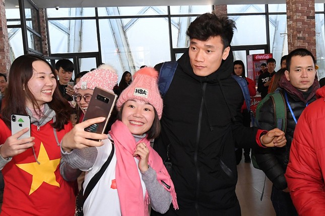 U23 Việt Nam thượng cờ trên đỉnh Fansipan ảnh 10