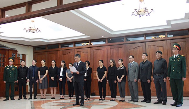 Lễ viếng Chủ tịch nước Trần Đại Quang tại các nước ảnh 17