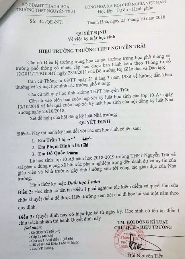 Vụ học sinh 'xúc phạm' giáo viên trên Facebook: Nóng vội, bất lực? ảnh 1