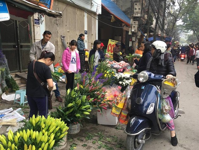 Đồ cúng ông Công, ông Táo ở chợ Hà Nội đồng loạt tăng giá ảnh 5