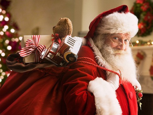 Ông già Noel có tên là gì?