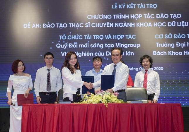 Vingroup ‘bắt tay” với 5 đại học, viện nghiên cứu để đào tạo thạc sỹ khoa học dữ liệu ảnh 1