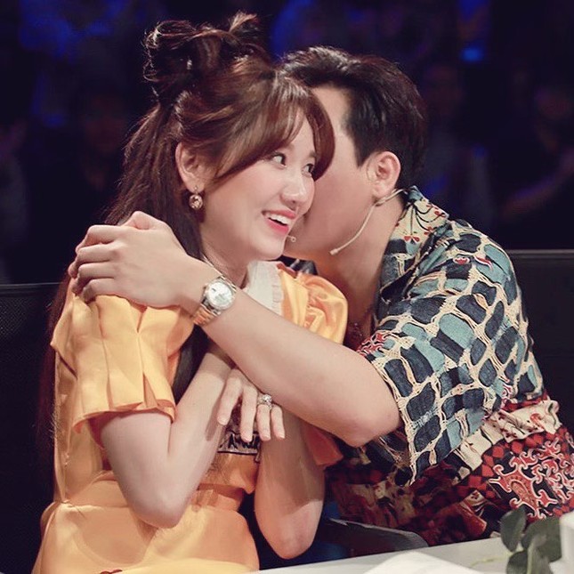 Những khoảnh khắc 'tình bể bình' của cặp đôi từng gây tranh cãi nhất showbiz Việt ảnh 7